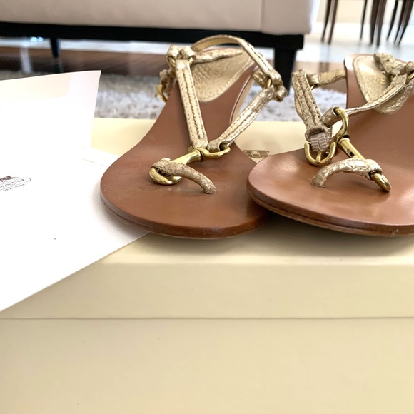 Strappy Gold Coach sandals - Picture 7 of 8